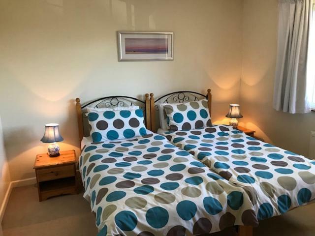 Barnfield Bed And Breakfast Downton  外观 照片